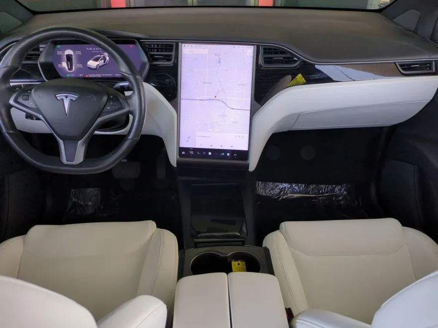 2020 Tesla Model X Long Range photo 1