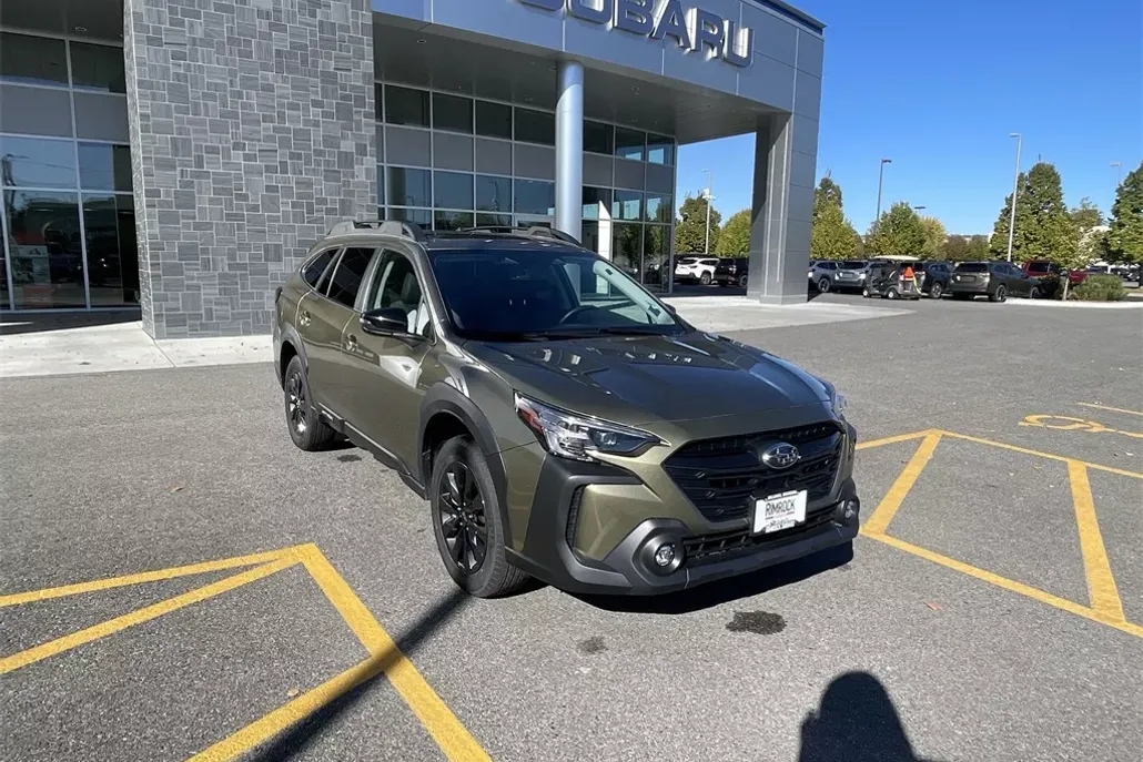 2024 Subaru Outback Onyx Edition photo 1
