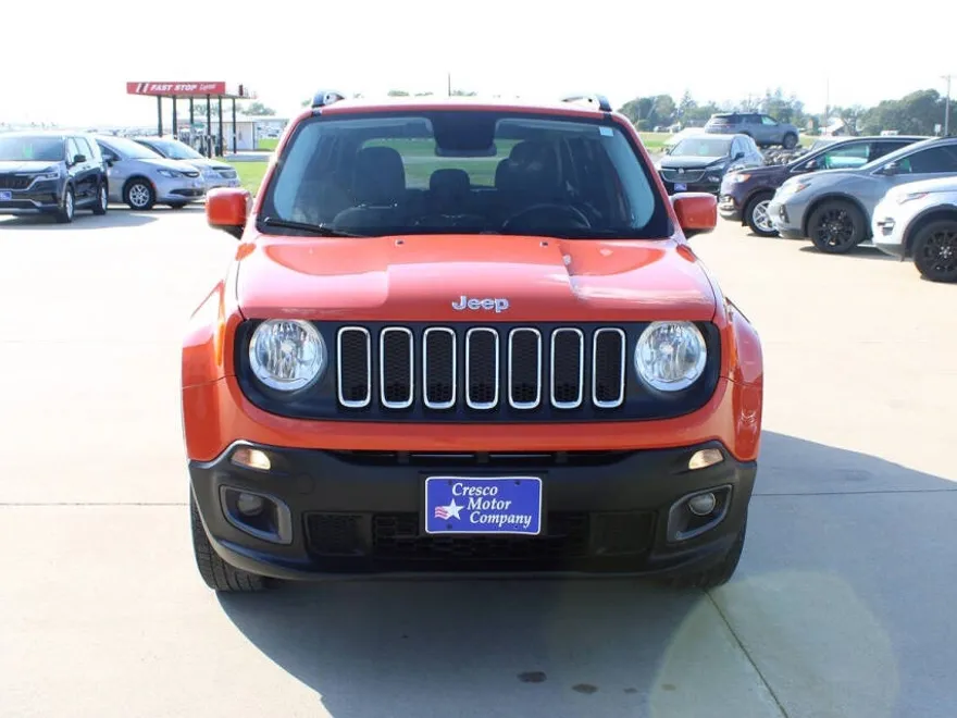 2015 Jeep Renegade Latitude photo 1