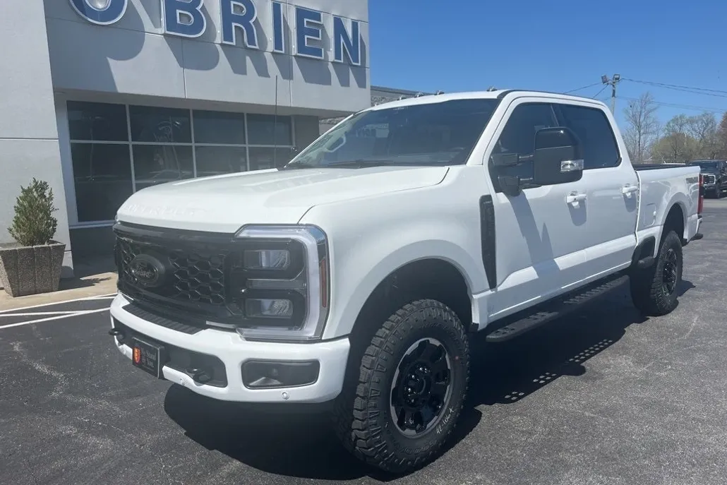 2025 Ford F-250 photo 1