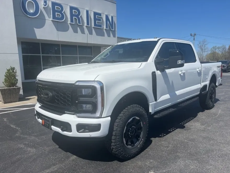 2025 Ford F-250 photo 1