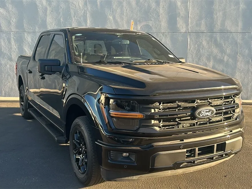 2024 Ford F-150 XLT photo 1