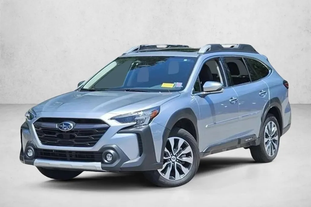 2023 Subaru Outback Touring XT photo 1