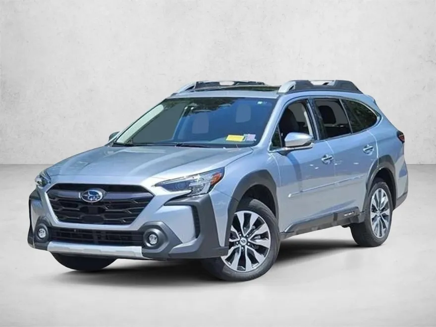 2023 Subaru Outback Touring XT photo 1