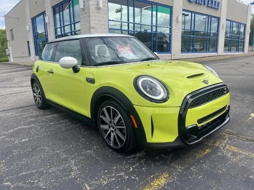 2024 Mini Cooper S Hardtop 2 Door photo 1