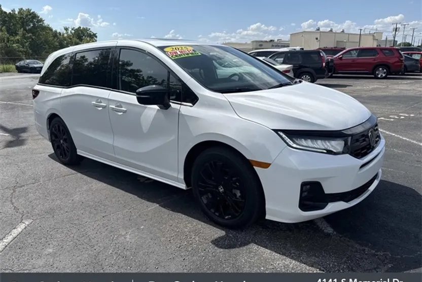 2025 Honda Odyssey photo 1