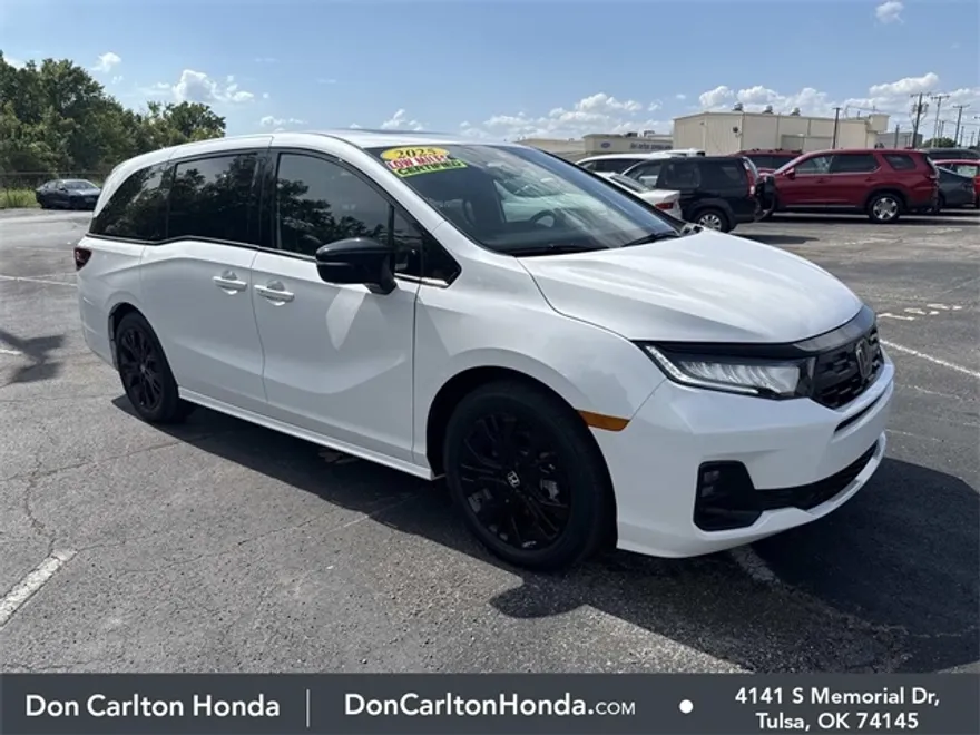 2025 Honda Odyssey photo 1
