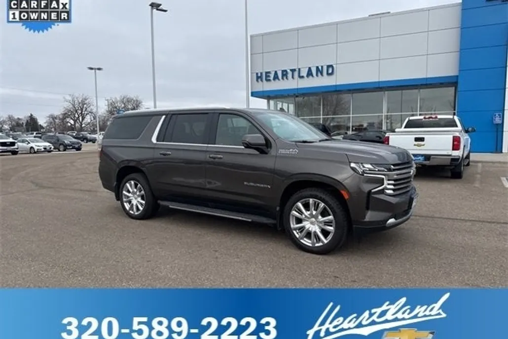 2021 Chevrolet Suburban High Country photo 1