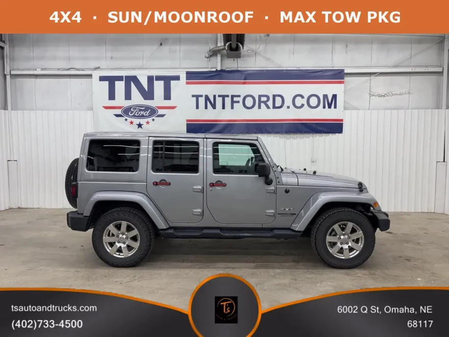 2018 Jeep Wrangler Unlimited Sahara photo 1