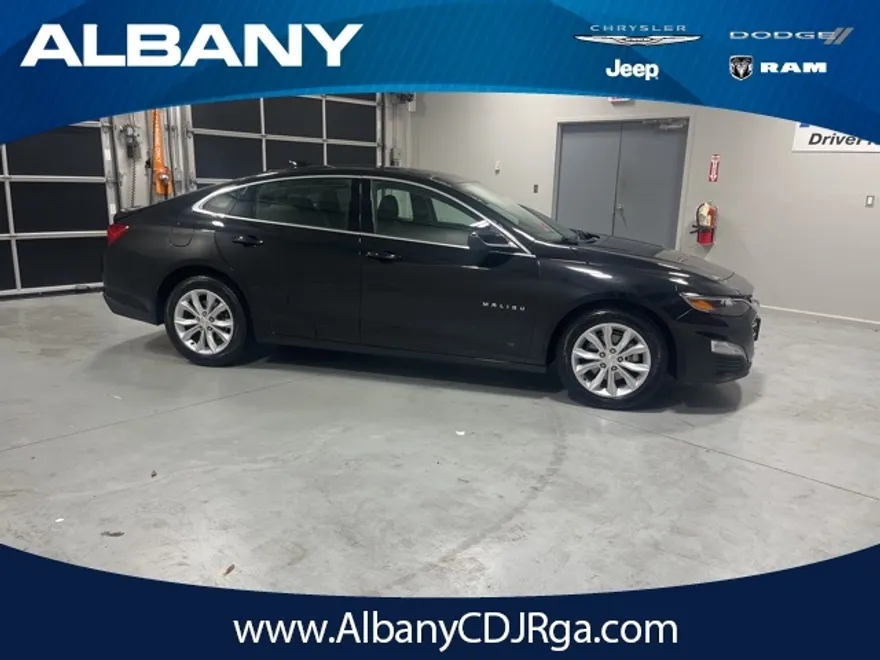 2024 Chevrolet Malibu 1LT photo 1