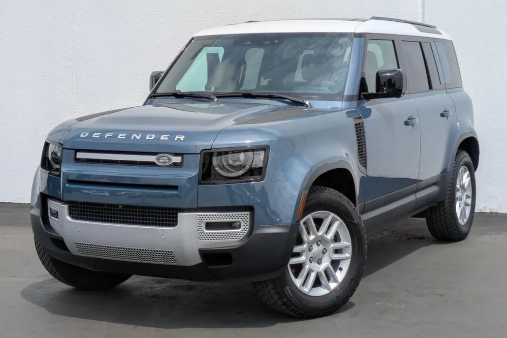 2025 Land Rover Range Rover Velar 110 S photo 1