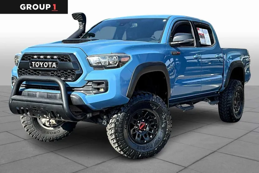 2018 Toyota Tacoma TRD Pro photo 1