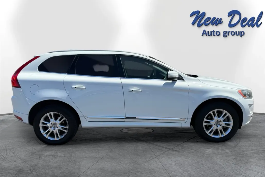 2015 Volvo XC60 T5 Premier photo 1
