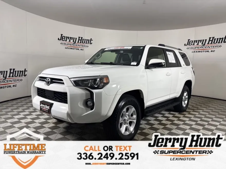 2024 Toyota 4Runner SR5 Premium photo 1