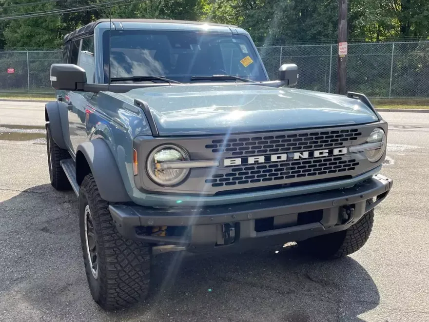 2021 Ford Bronco Badlands photo 1