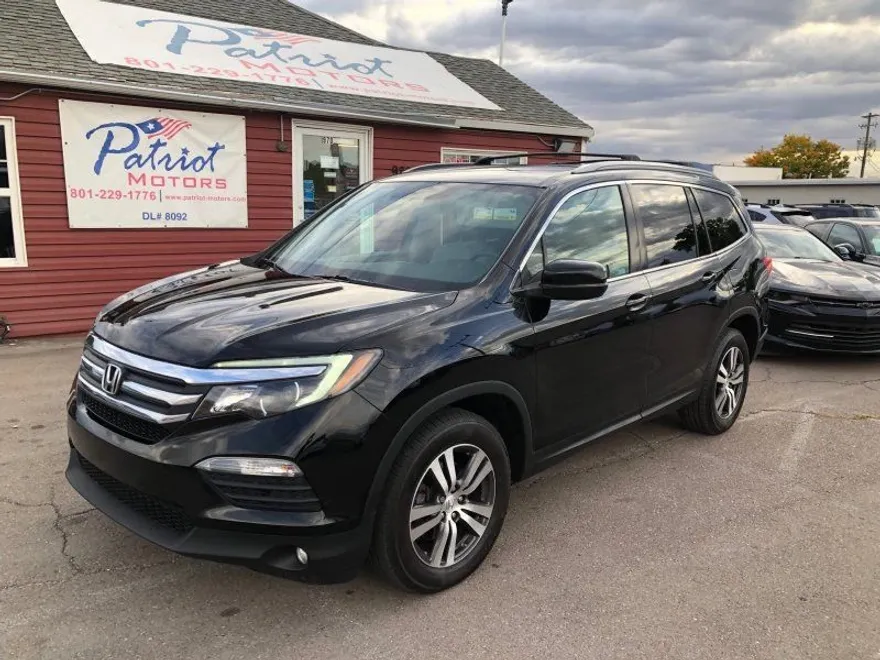 2018 Honda Pilot EX photo 1