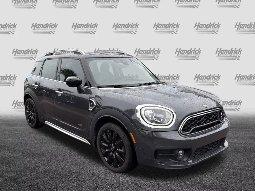 2020 Mini Countryman S ALL4 photo 1