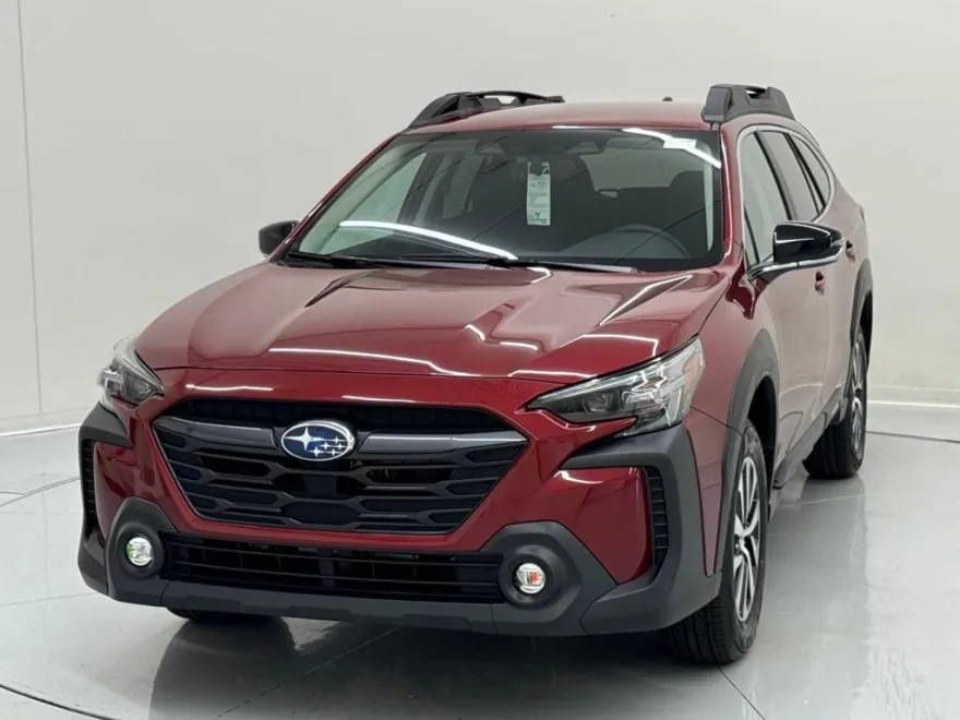 2025 Subaru Outback Premium photo 1