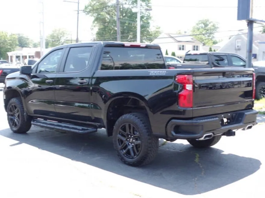 2022 Chevrolet Silverado 1500 Custom Trail Boss photo 1