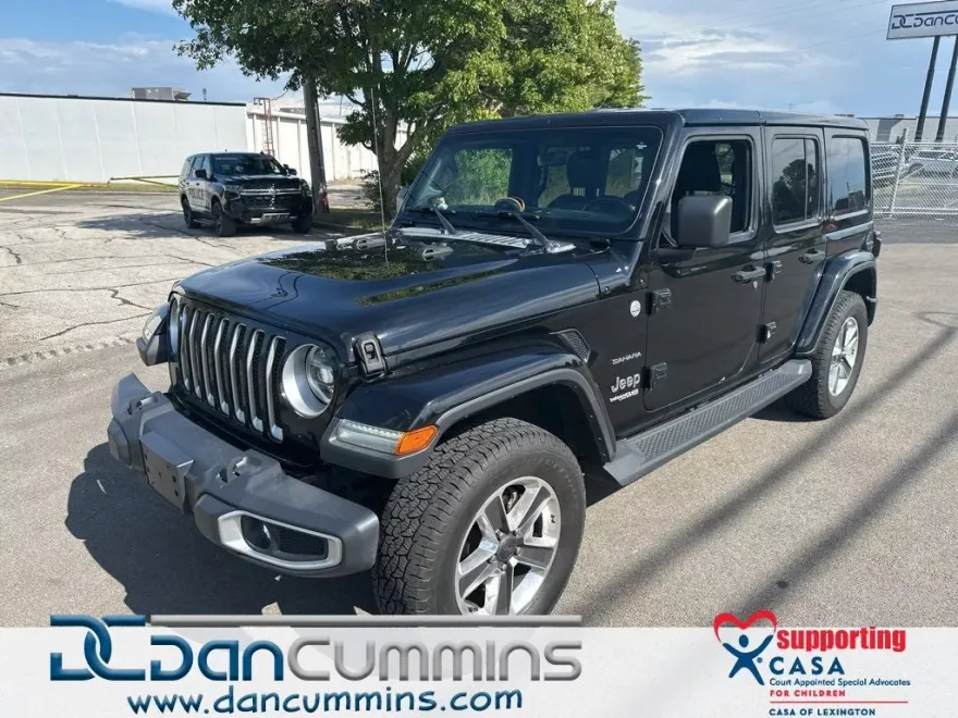 2020 Jeep Wrangler Unlimited Sahara photo 1