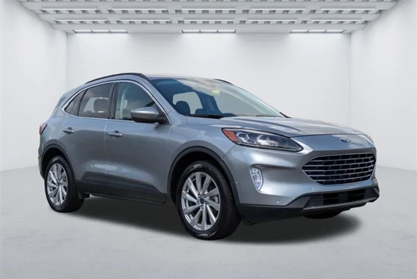 2022 Ford Escape Titanium photo 1