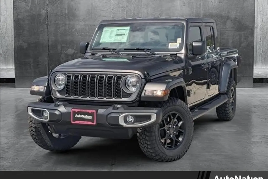 2025 Jeep Gladiator Sport photo 1