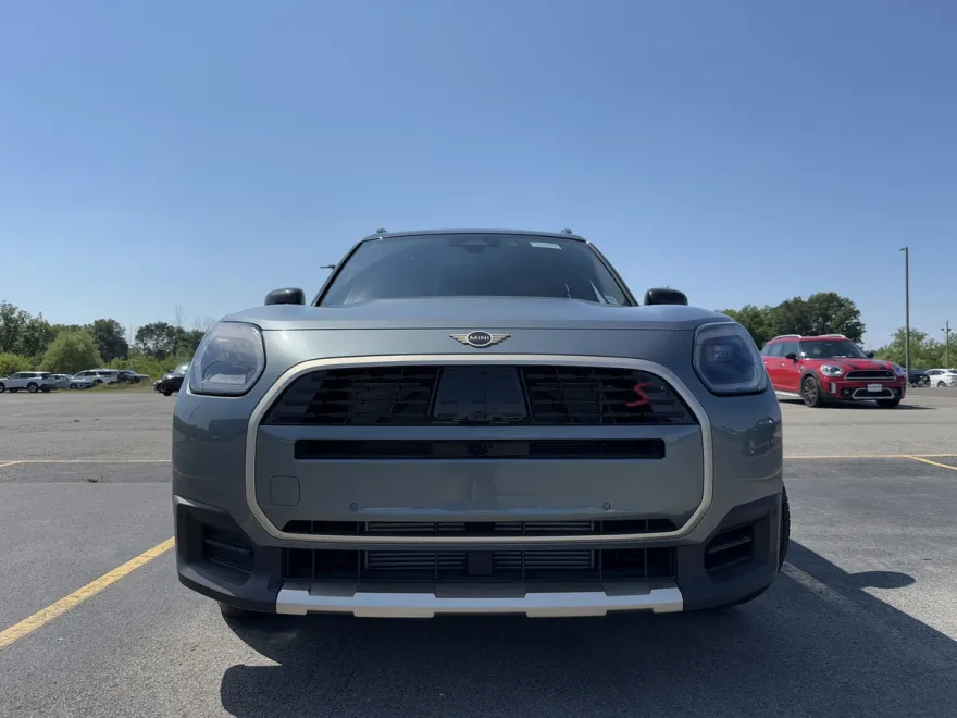 2025 Mini Countryman S ALL4 photo 1