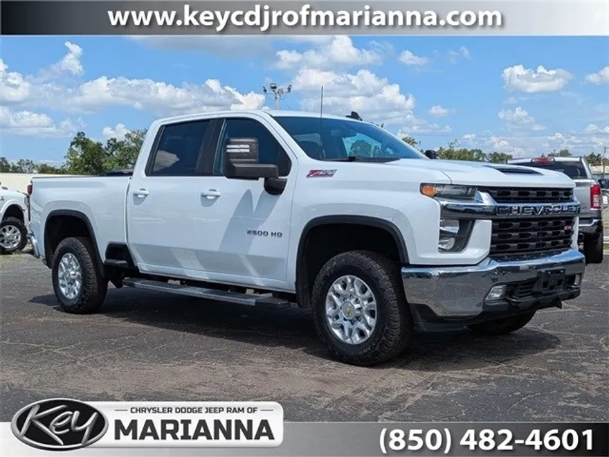 2023 Chevrolet Silverado 2500HD LT photo 1
