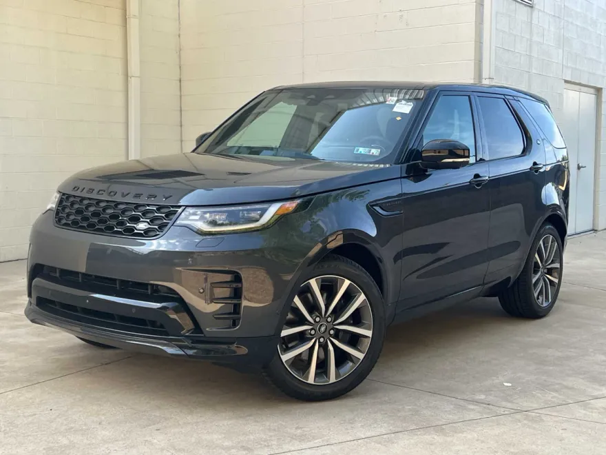 2024 Land Rover Discovery P360 Dynamic SE photo 1