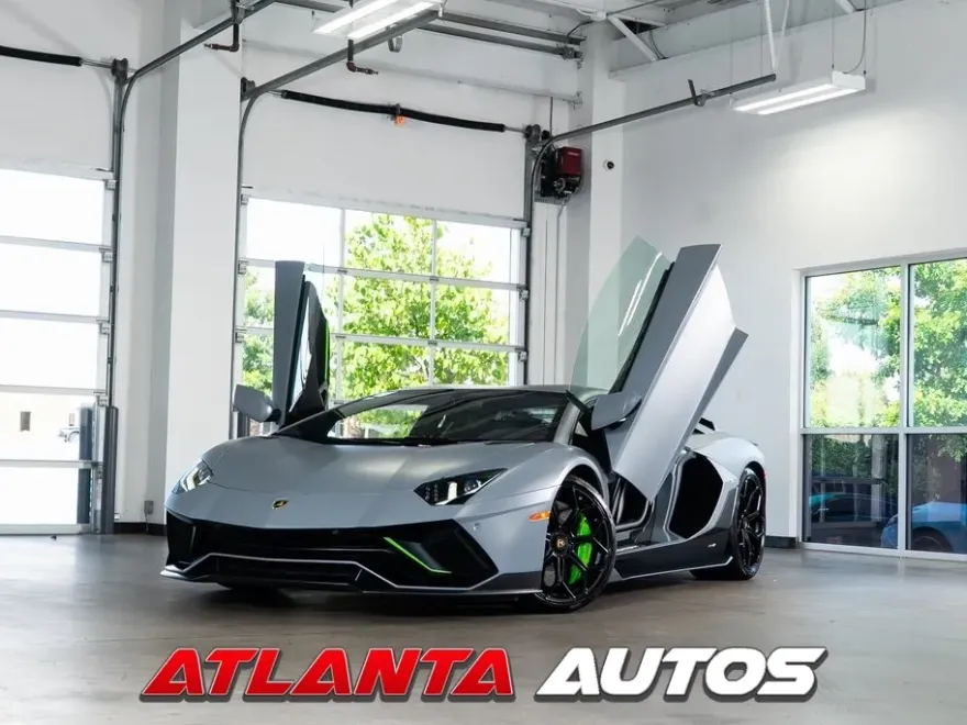2022 Lamborghini Aventador LP 780-4 Ultimae photo 1