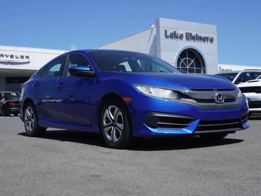 2016 Honda Civic LX photo 1