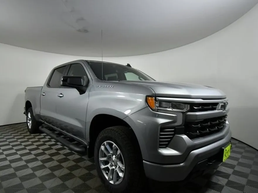2025 Chevrolet Silverado 1500 RST photo 1