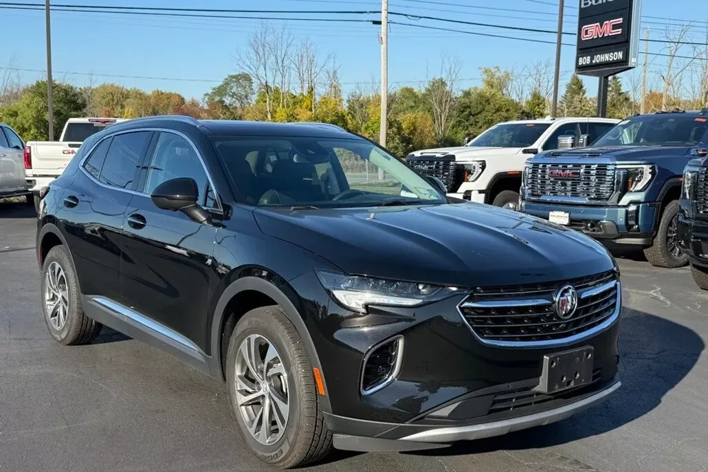 2022 Buick Envision Essence photo 1