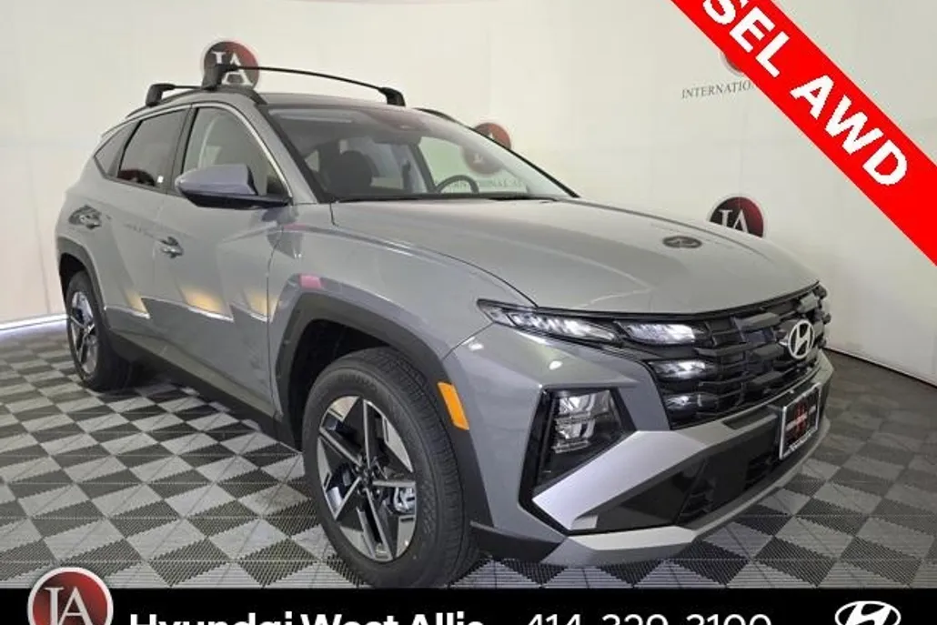 2025 Hyundai Tucson SEL photo 1