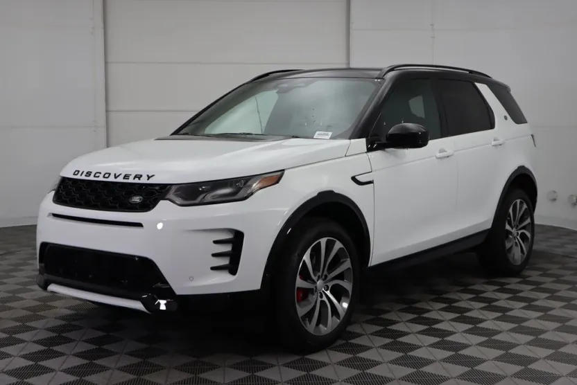 2025 Land Rover Discovery Sport SE photo 1