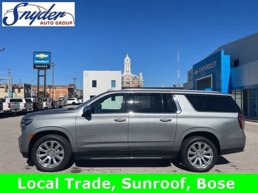 2023 Chevrolet Suburban Premier photo 1