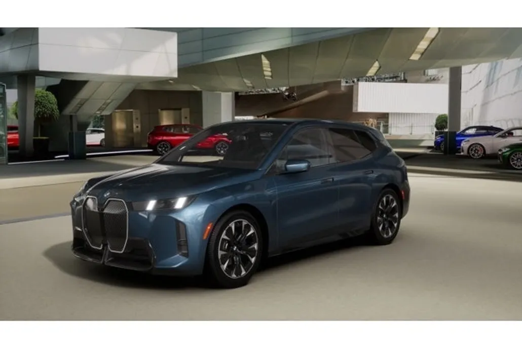 2026 Bmw iX photo 1