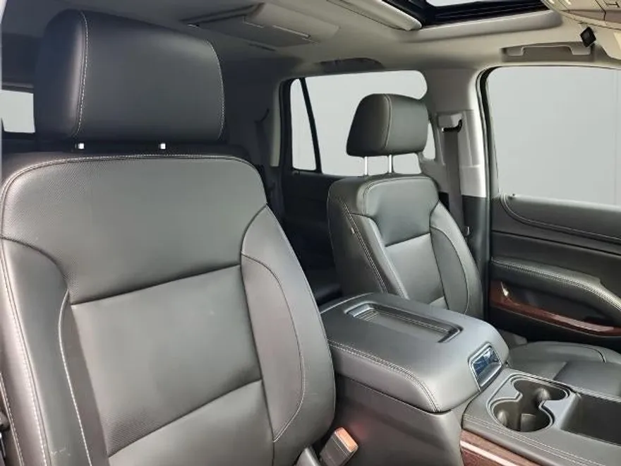 2020 Gmc Yukon SLT photo 1
