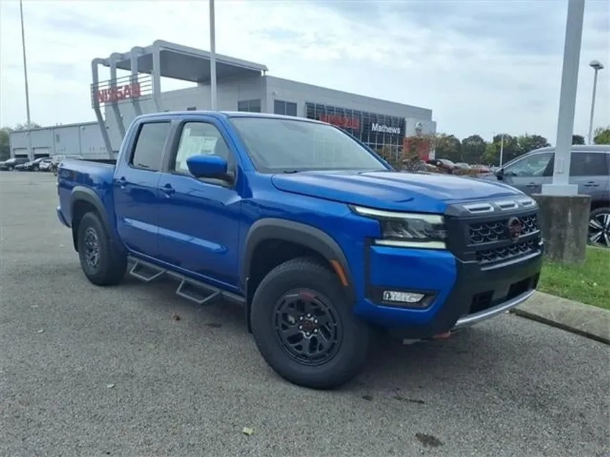 2026 Nissan Frontier Crew Cab PRO-4X photo 1