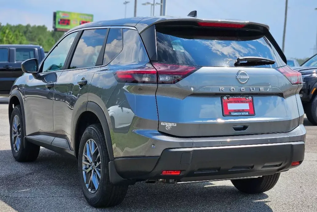 2026 Nissan Rogue S photo 1