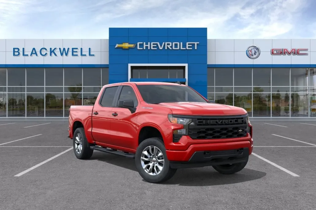2025 Chevrolet Silverado 1500 Custom photo 1
