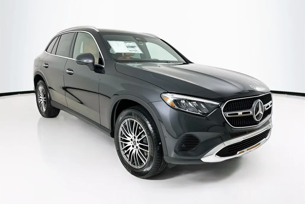 2026 Mercedes Benz GLC 300 photo 1