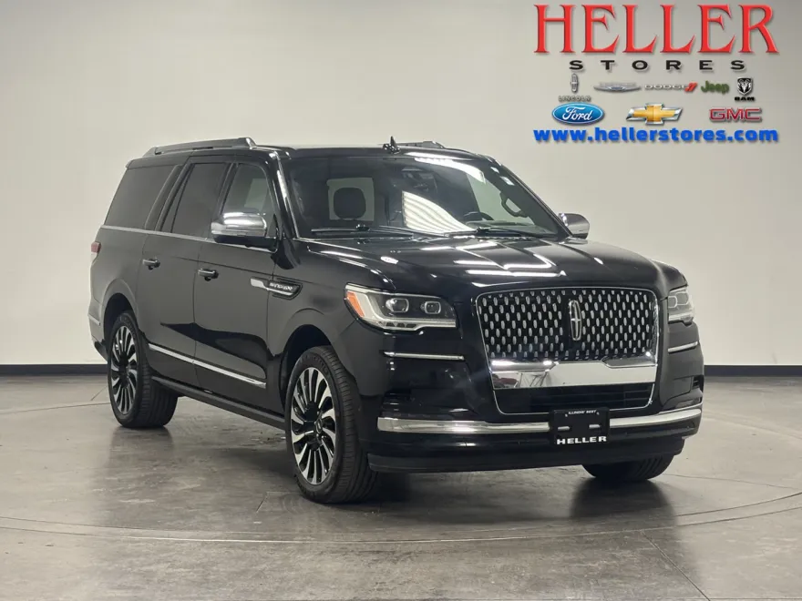 2022 Lincoln Navigator Black Label photo 1