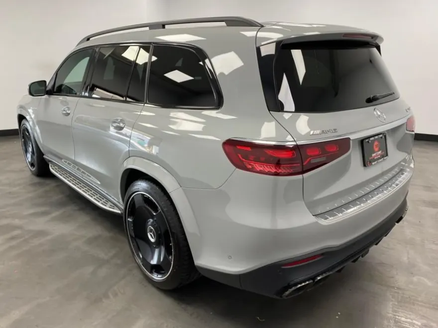 2024 Mercedes Benz GLS AMG 63 4MATIC photo 1