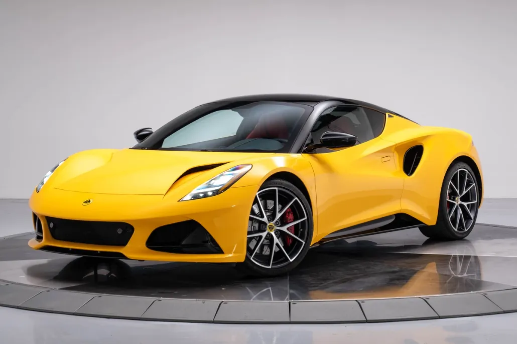 2024 Lotus Emira First Edition photo 1