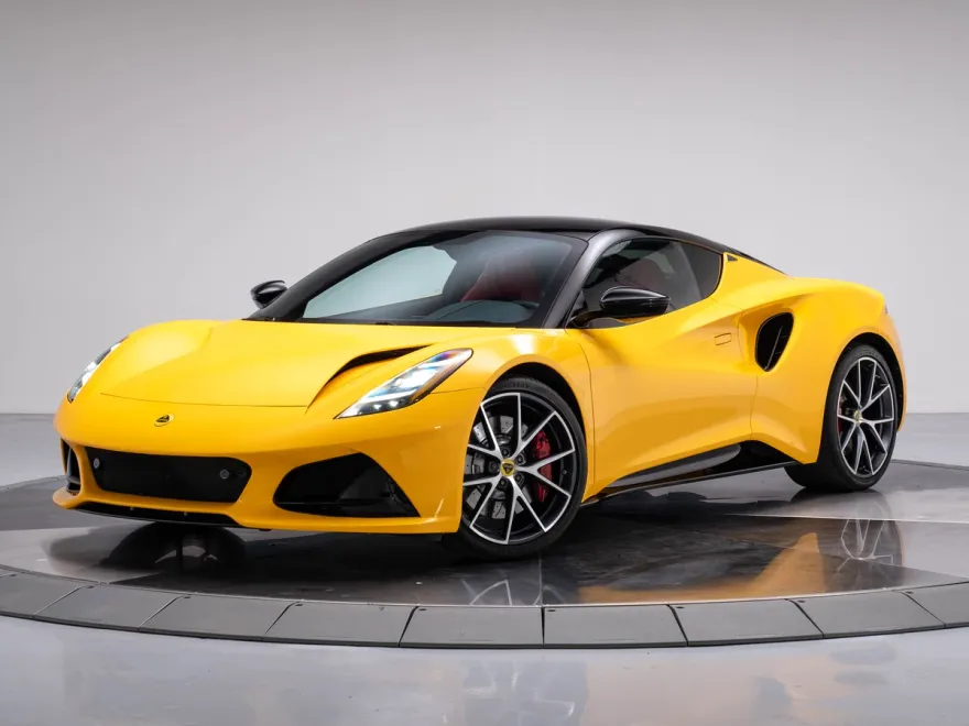 2024 Lotus Emira First Edition photo 1