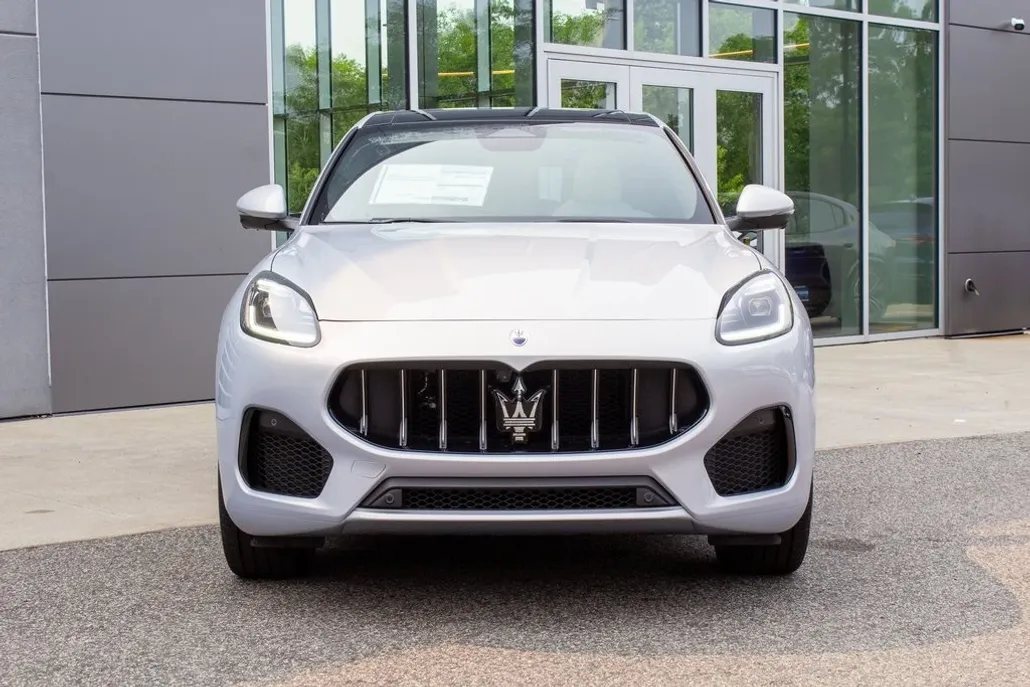 2025 Maserati Grecale photo 1