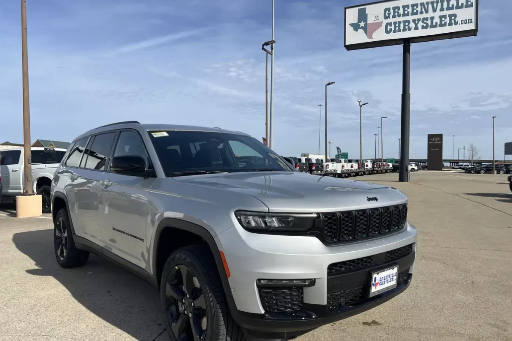 2025 Jeep Grand Cherokee Limited photo 1