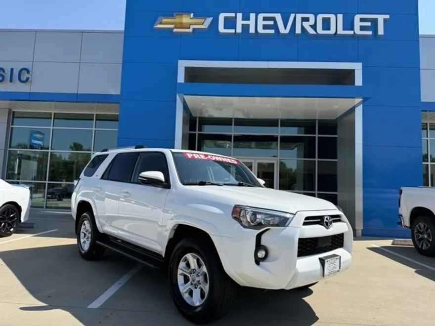 2024 Toyota 4Runner SR5 Premium photo 1