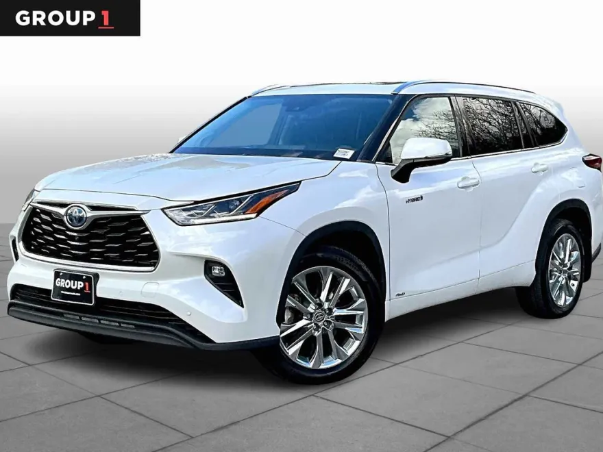 2021 Toyota Highlander Hybrid Limited photo 1